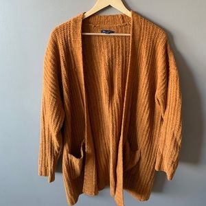 Mustard rubbed boyfriend cardigan